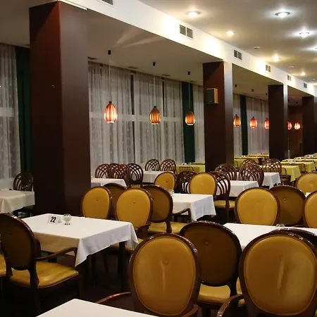 梅德洛夫酒店 诺夫梅斯托纳马瑞夫